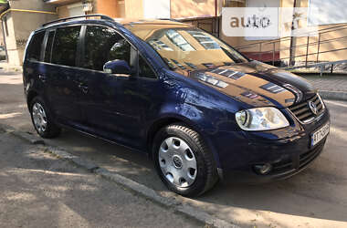 Минивэн Volkswagen Touran 2003 в 