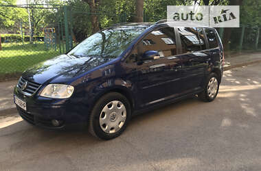 Минивэн Volkswagen Touran 2003 в 