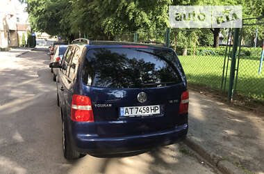 Минивэн Volkswagen Touran 2003 в 