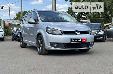 Микровэн Volkswagen Touran 2015 в Виннице