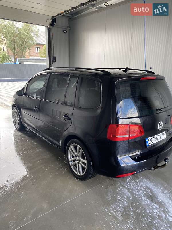 Микровэн Volkswagen Touran 2012 в Львове