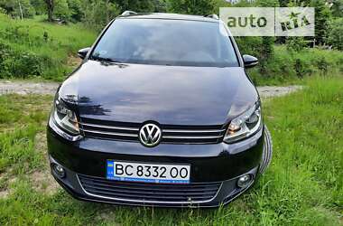 Микровэн Volkswagen Touran 2014 в Киеве