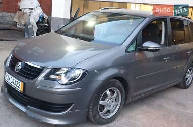 Микровэн Volkswagen Touran 2010 в 