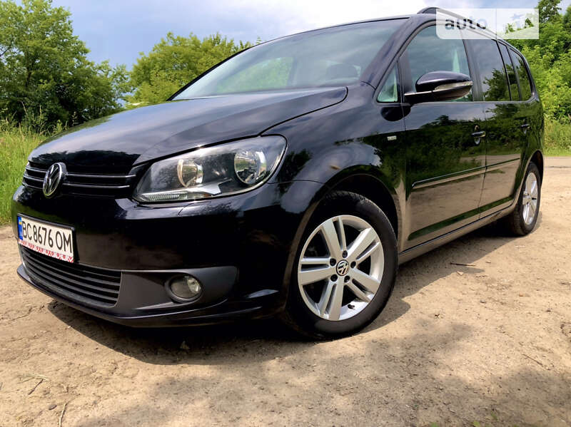 Микровэн Volkswagen Touran 2012 в Самборе