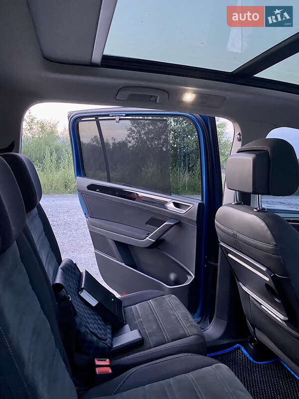 Мікровен Volkswagen Touran 2015 в Івано-Франківську