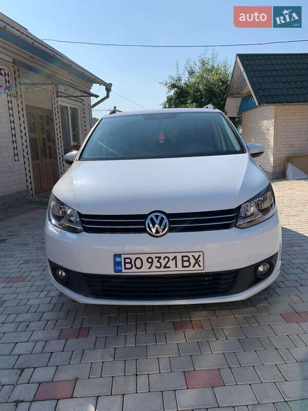 Volkswagen Touran 2014