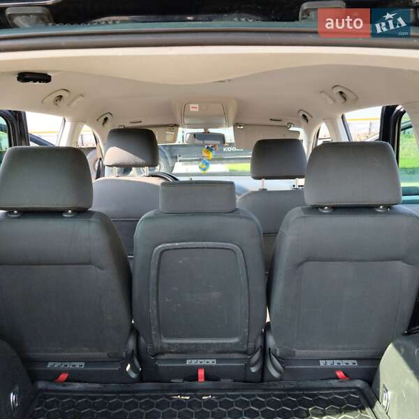 Мінівен Volkswagen Touran 2003 в Виноградові