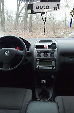 Минивэн Volkswagen Touran 2007 в Смеле