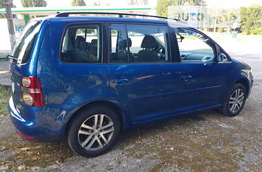 Мінівен Volkswagen Touran 2008 в Запоріжжі