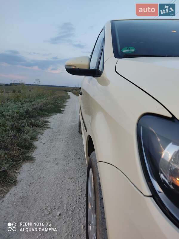 Мікровен Volkswagen Touran 2015 в Збаражі