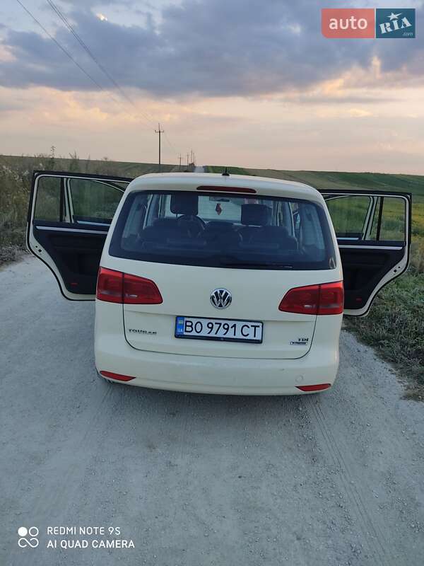 Мікровен Volkswagen Touran 2015 в Збаражі