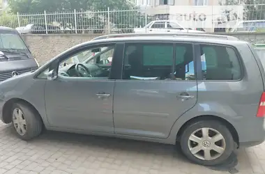 Volkswagen Touran 2005