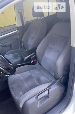 Мікровен Volkswagen Touran 2013 в 