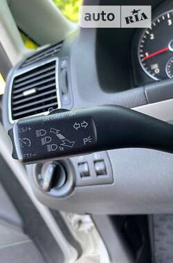 Мікровен Volkswagen Touran 2013 в 