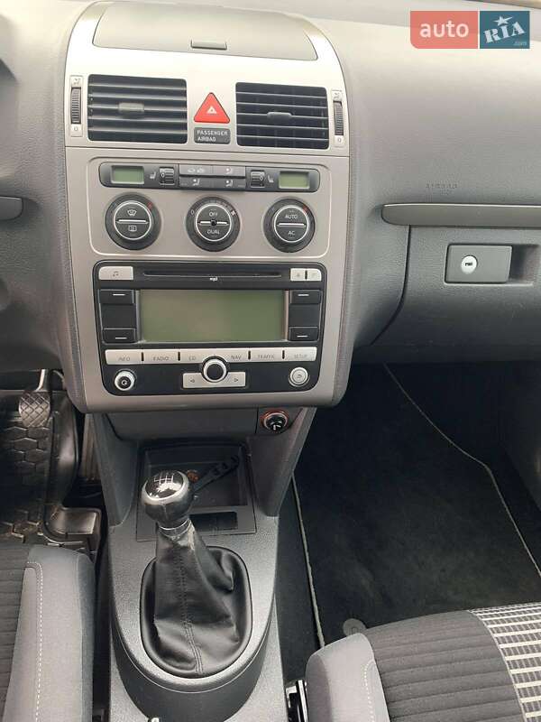 Минивэн Volkswagen Touran 2009 в Тернополе