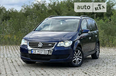 Минивэн Volkswagen Touran 2007 в Черновцах