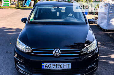 Микровэн Volkswagen Touran 2016 в Виноградове