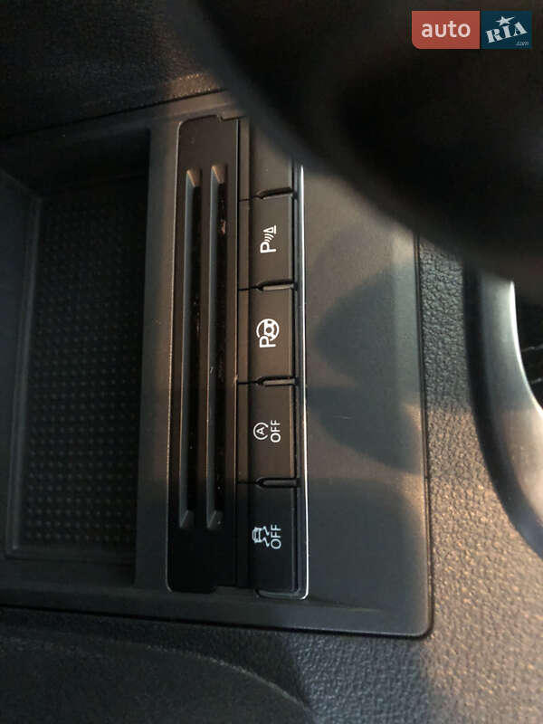 Микровэн Volkswagen Touran 2013 в Мукачево