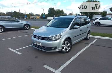 Микровэн Volkswagen Touran 2015 в Киеве