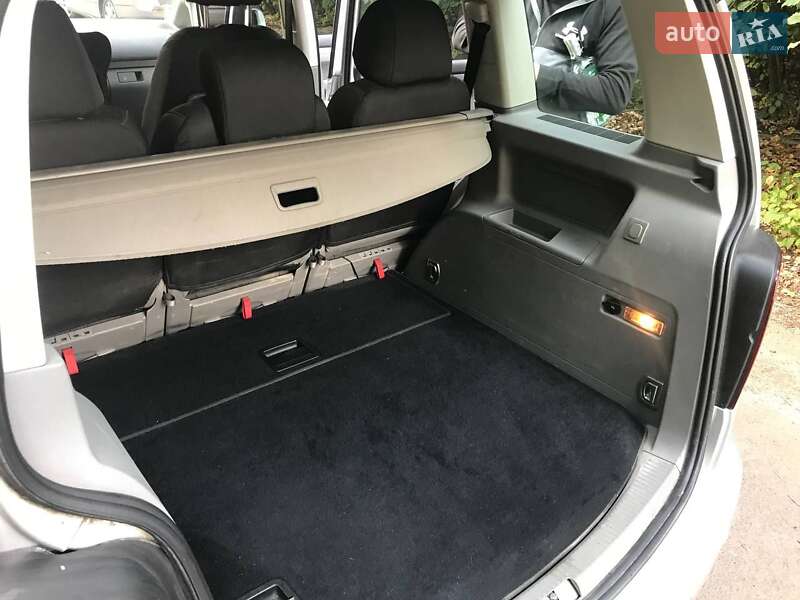 Минивэн Volkswagen Touran 2007 в Житомире