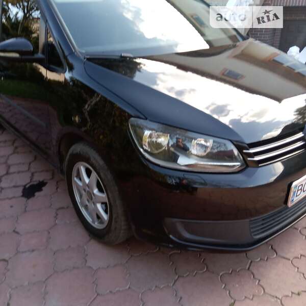 Volkswagen Touran 2011