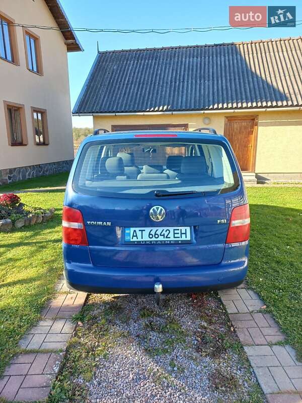 Мінівен Volkswagen Touran 2004 в Коломиї