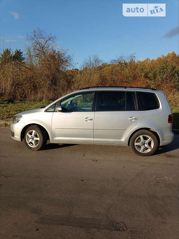 Микровэн Volkswagen Touran 2011 в Львове фото 3 Микровэн Volkswagen Touran 2011 в Львове