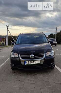 Минивэн Volkswagen Touran 2008 в Залещиках