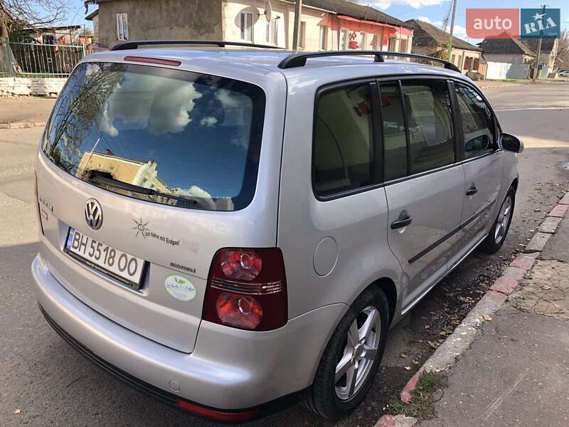 Минивэн Volkswagen Touran 2007 в Балте