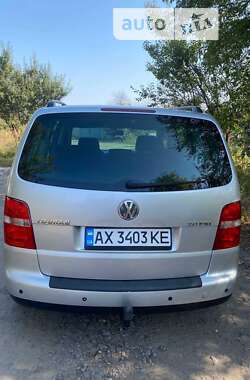 Минивэн Volkswagen Touran 2004 в Харькове