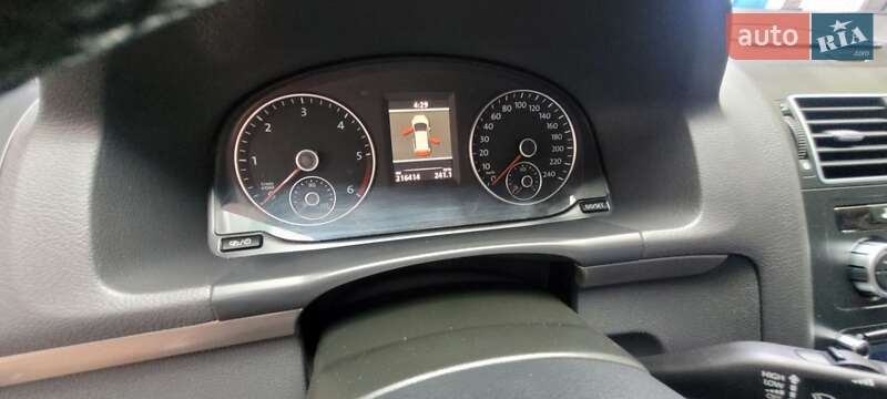 Микровэн Volkswagen Touran 2014 в Черновцах