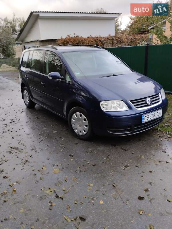 Минивэн Volkswagen Touran 2003 в Мене