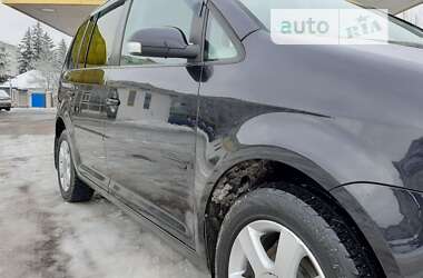 Мінівен Volkswagen Touran 2006 в 