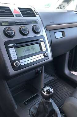 Мінівен Volkswagen Touran 2006 в 