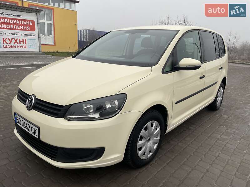 Volkswagen Touran 2012