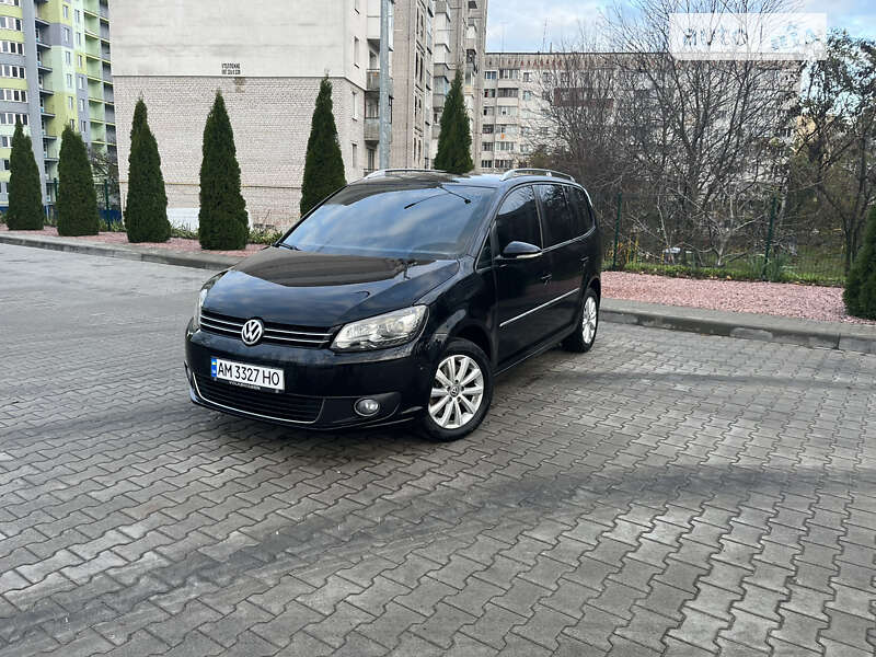 Микровэн Volkswagen Touran 2013 в Житомире