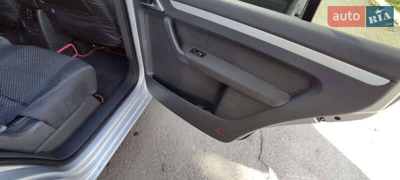 Микровэн Volkswagen Touran 2014 в Каменец-Подольском