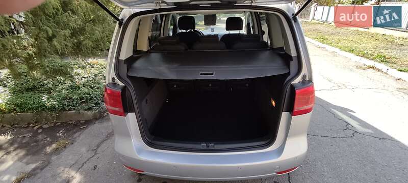 Микровэн Volkswagen Touran 2014 в Каменец-Подольском