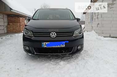 Микровэн Volkswagen Touran 2013 в Камне-Каширском