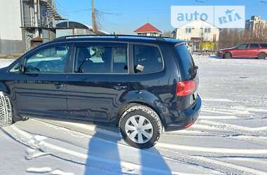 Микровэн Volkswagen Touran 2011 в Киеве