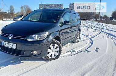 Микровэн Volkswagen Touran 2011 в Киеве