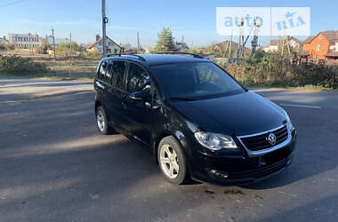 Мікровен Volkswagen Touran 2010 в Вінниці