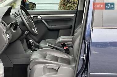 Микровэн Volkswagen Touran 2013 в Львове