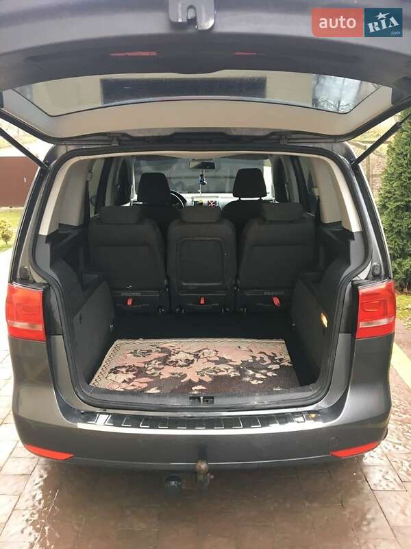 Микровэн Volkswagen Touran 2011 в Львове