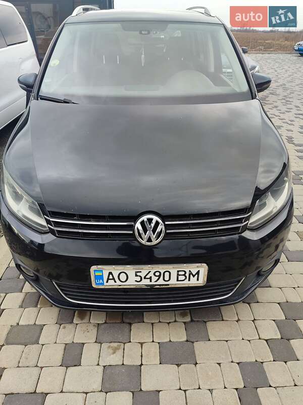 Микровэн Volkswagen Touran 2012 в Берегово