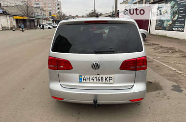 Минивэн Volkswagen Touran 2011 в Киеве