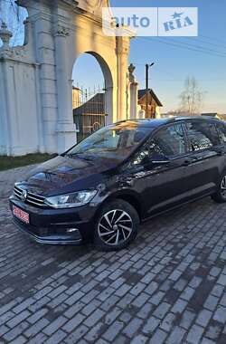 Микровэн Volkswagen Touran 2018 в Тернополе