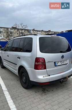 Минивэн Volkswagen Touran 2007 в Калуше