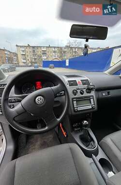 Мінівен Volkswagen Touran 2007 в Калуші