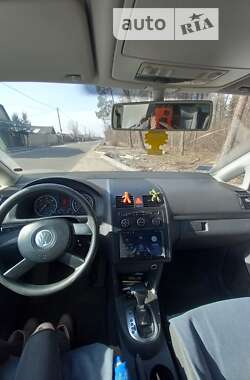 Мінівен Volkswagen Touran 2005 в Києві